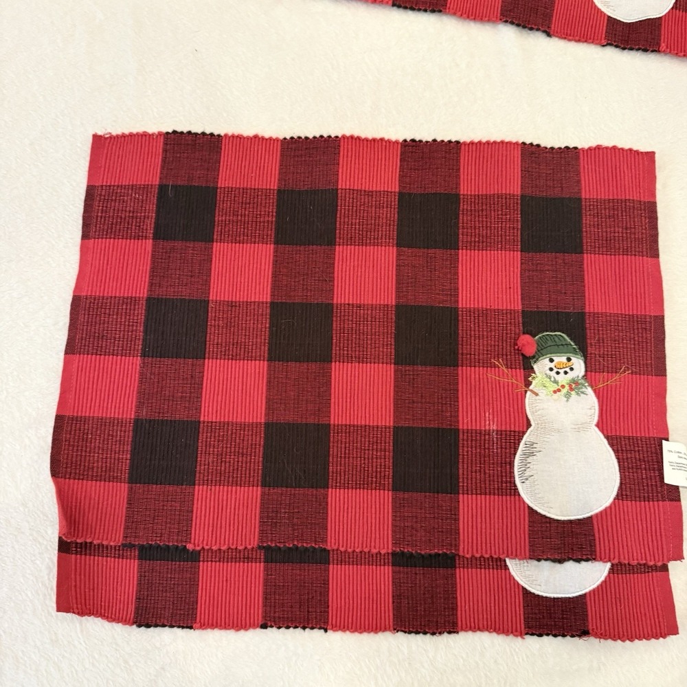 4 St. Nicholas Square Buffalo Plaid‎ Snowman Embroidered Placemats Puffball Set - Picture 6 of 12